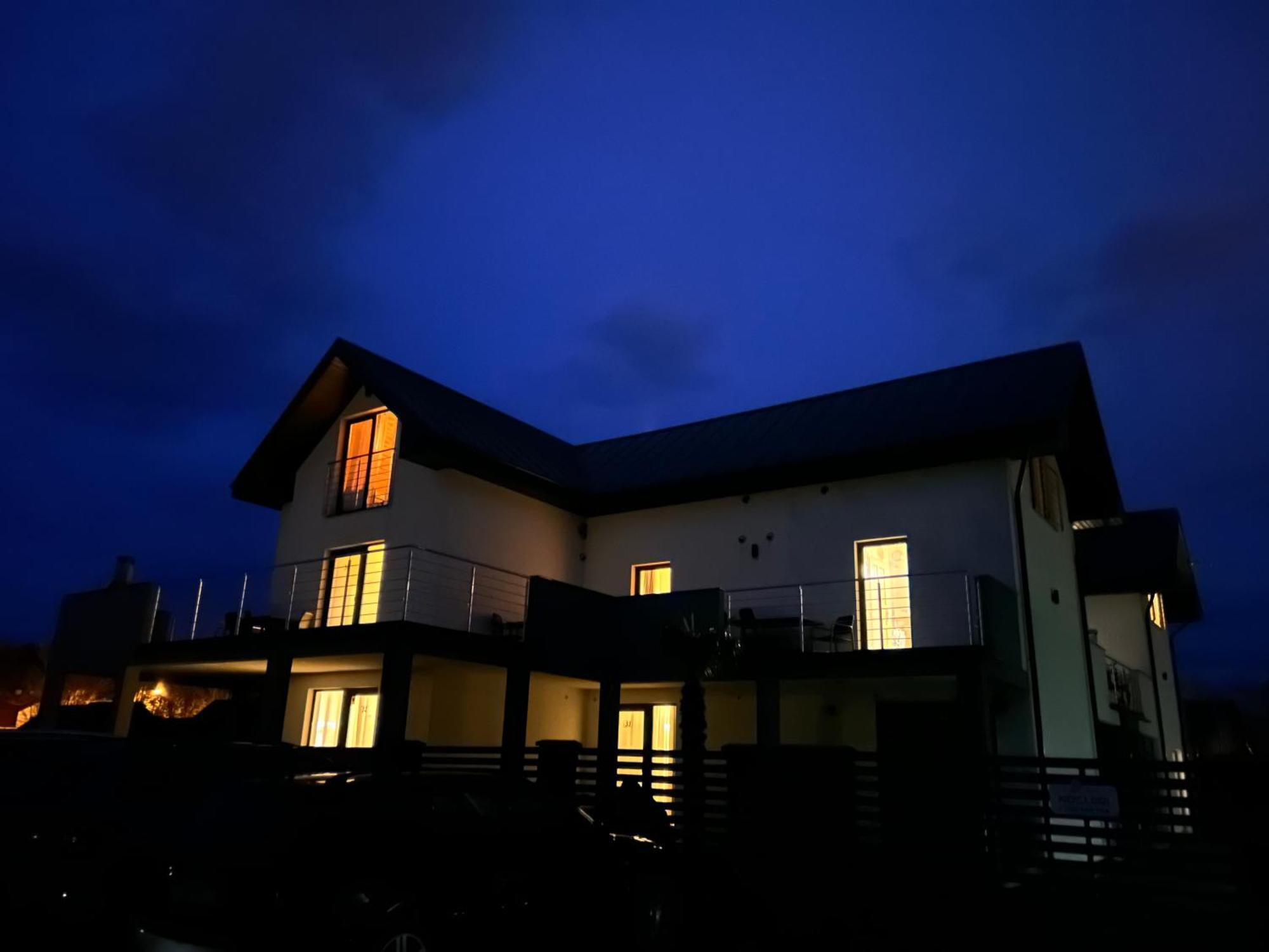 Resort Eden - Domki, Pokoje, Apartamenty ยาสต์เชอเบีย กูรา ภายนอก รูปภาพ