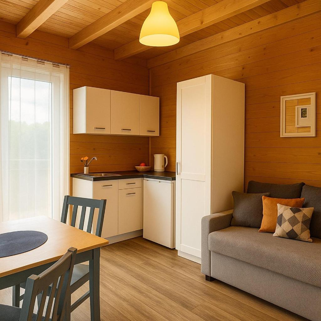 Resort Eden - Domki, Pokoje, Apartamenty ยาสต์เชอเบีย กูรา ภายนอก รูปภาพ
